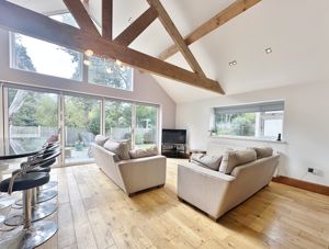 Photo 11- click for photo gallery